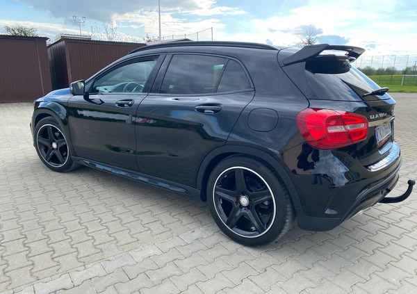 Mercedes-Benz GLA cena 73900 przebieg: 85760, rok produkcji 2016 z Turek małe 466
